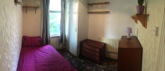 Single room in lovely house near North Street, Bristol (Available 1st June)
